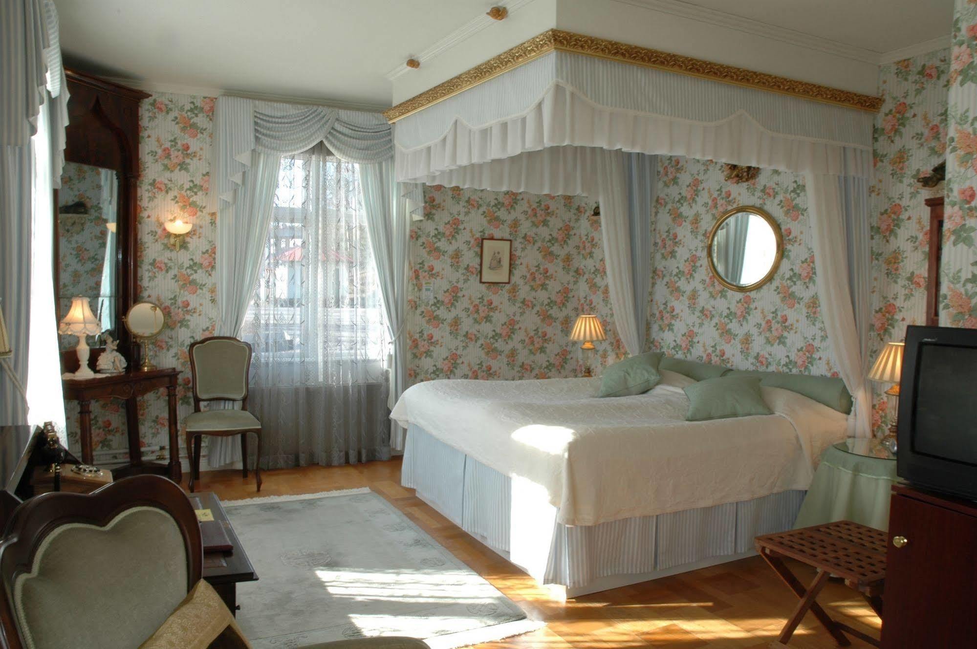 Hotell Torpa Pensionat - Sweden Hotels Södertälje الغرفة الصورة