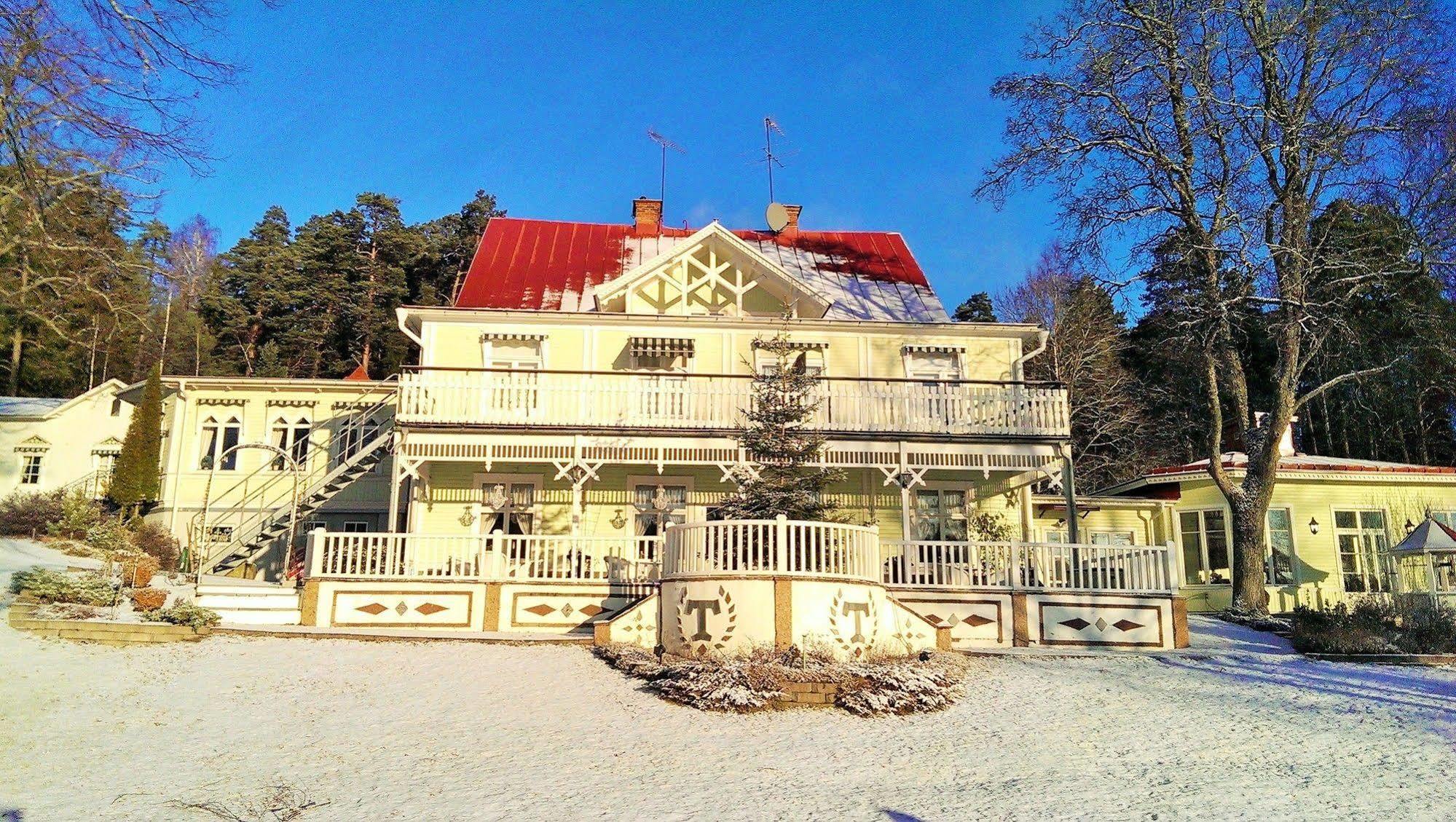 Hotell Torpa Pensionat - Sweden Hotels Södertälje المظهر الخارجي الصورة